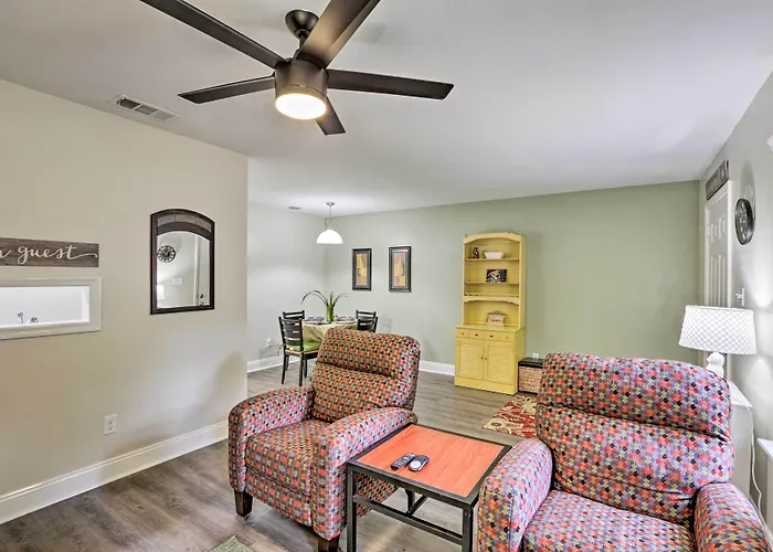 Charming Townhouse ~ 3 Mi To Fsu! Ferienhaus