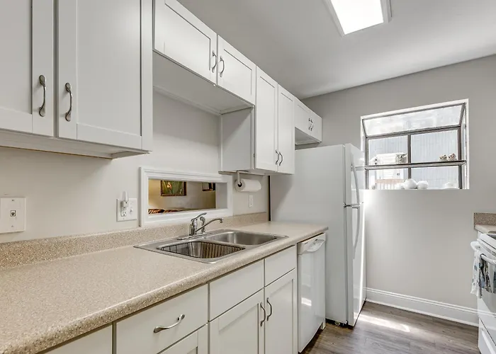 Ferienhaus Charming Townhouse ~ 3 Mi To Fsu! Tallahassee